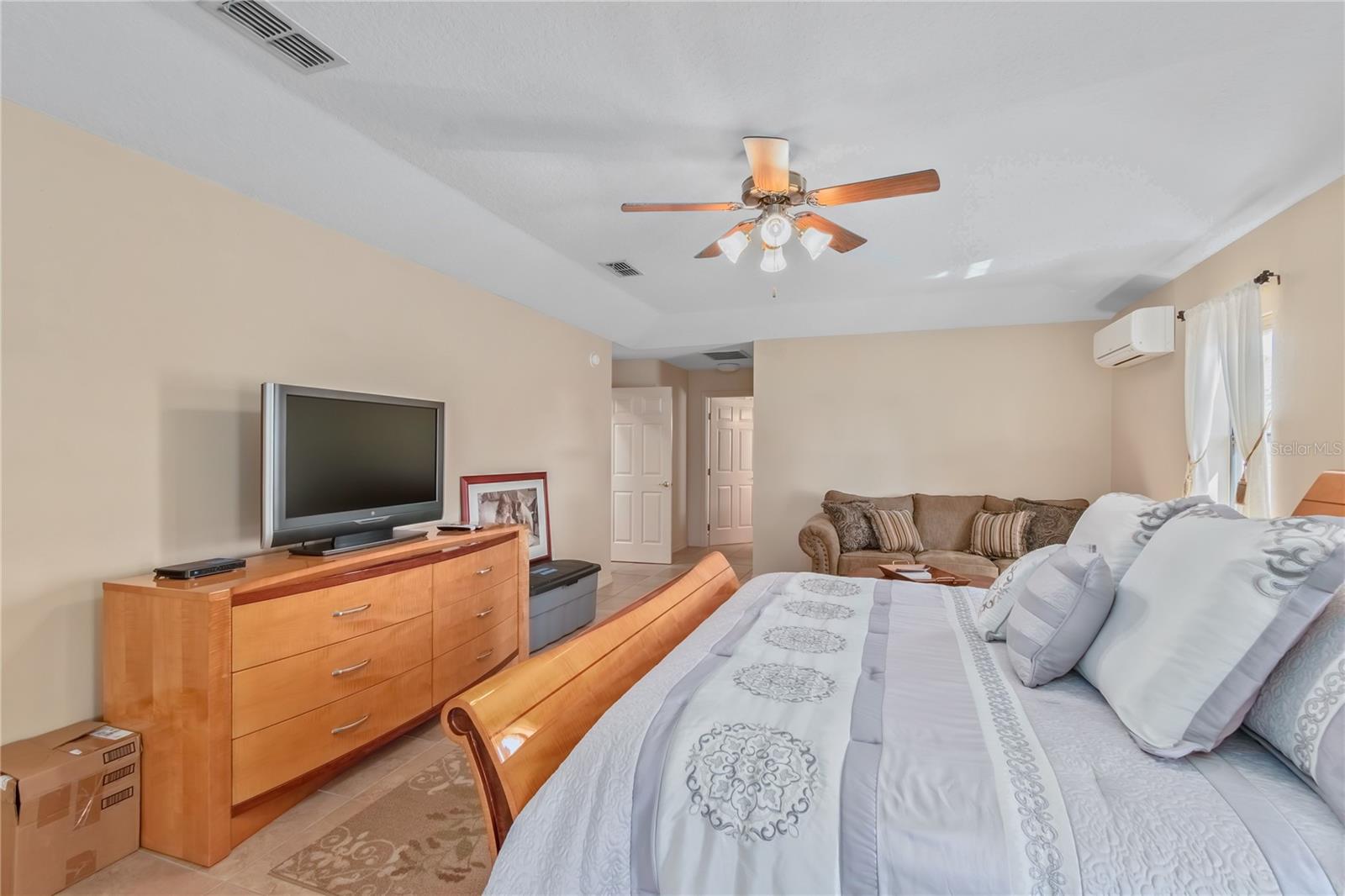 Image 31 of 96 For 4700 157th Court