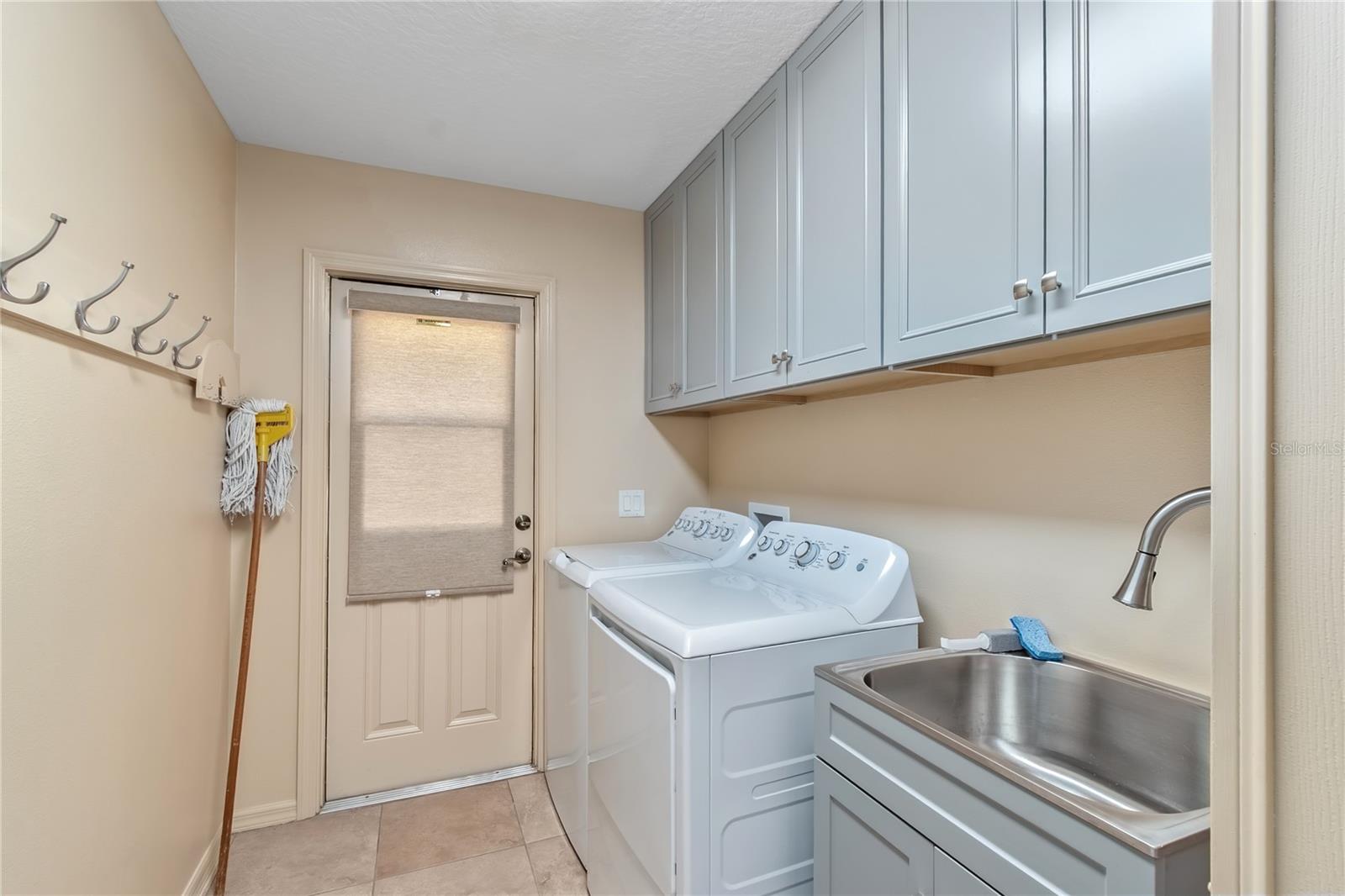 Image 40 of 96 For 4700 157th Court