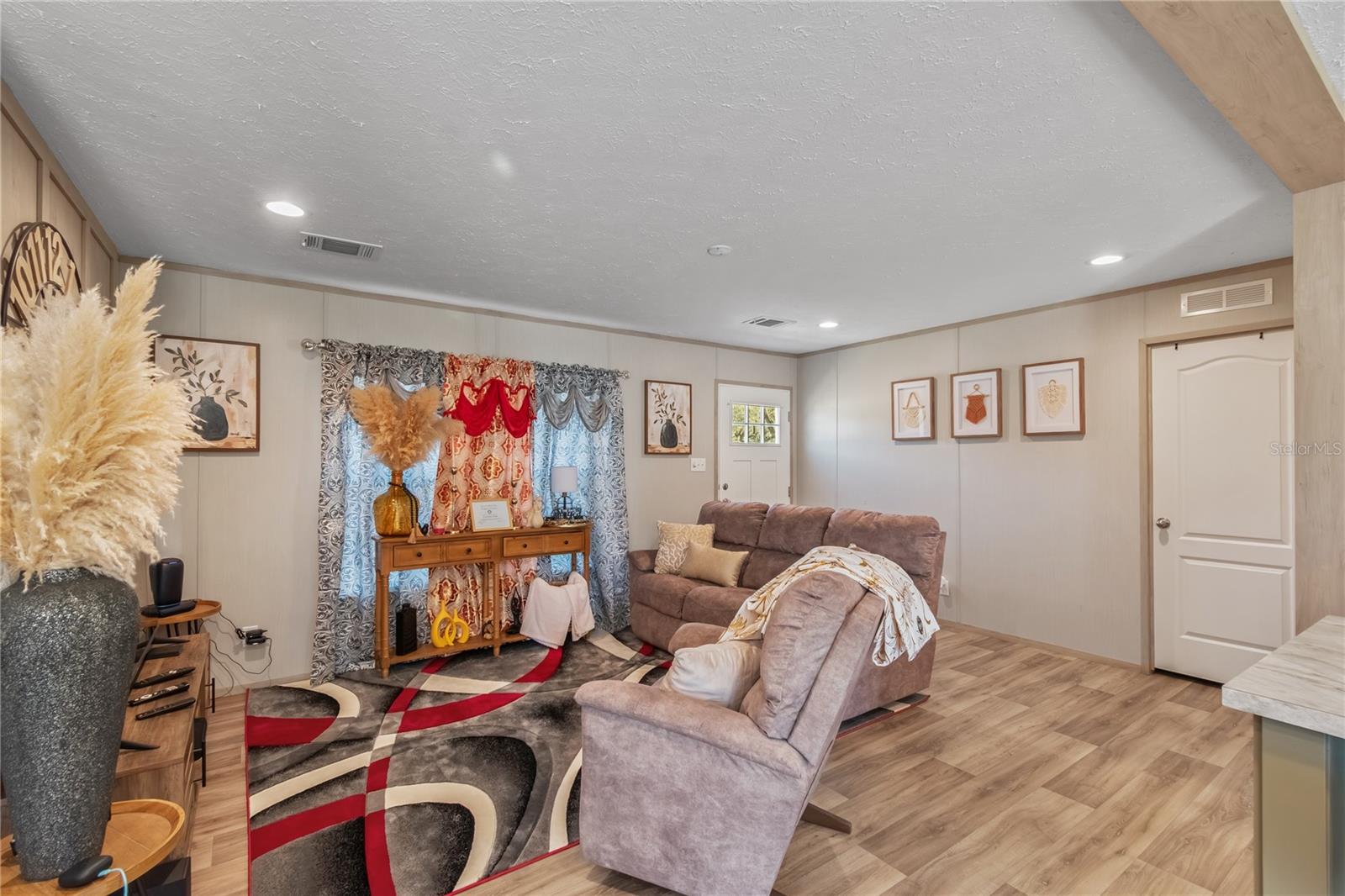 Image 50 of 96 For 4700 157th Court