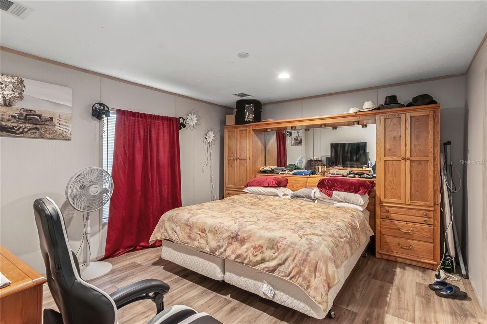 Image 57 of 96 For 4700 157th Court