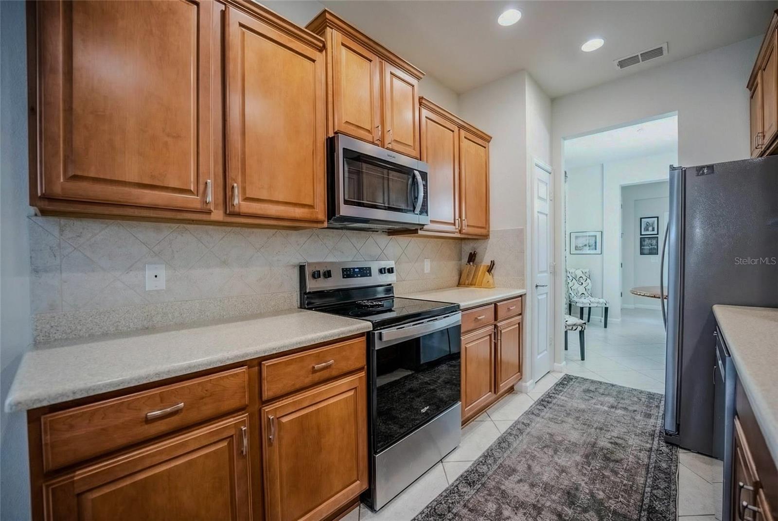 Image 14 of 57 For 6751 91st Circle