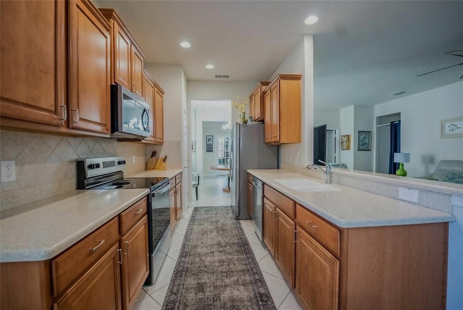 Image 17 of 57 For 6751 91st Circle