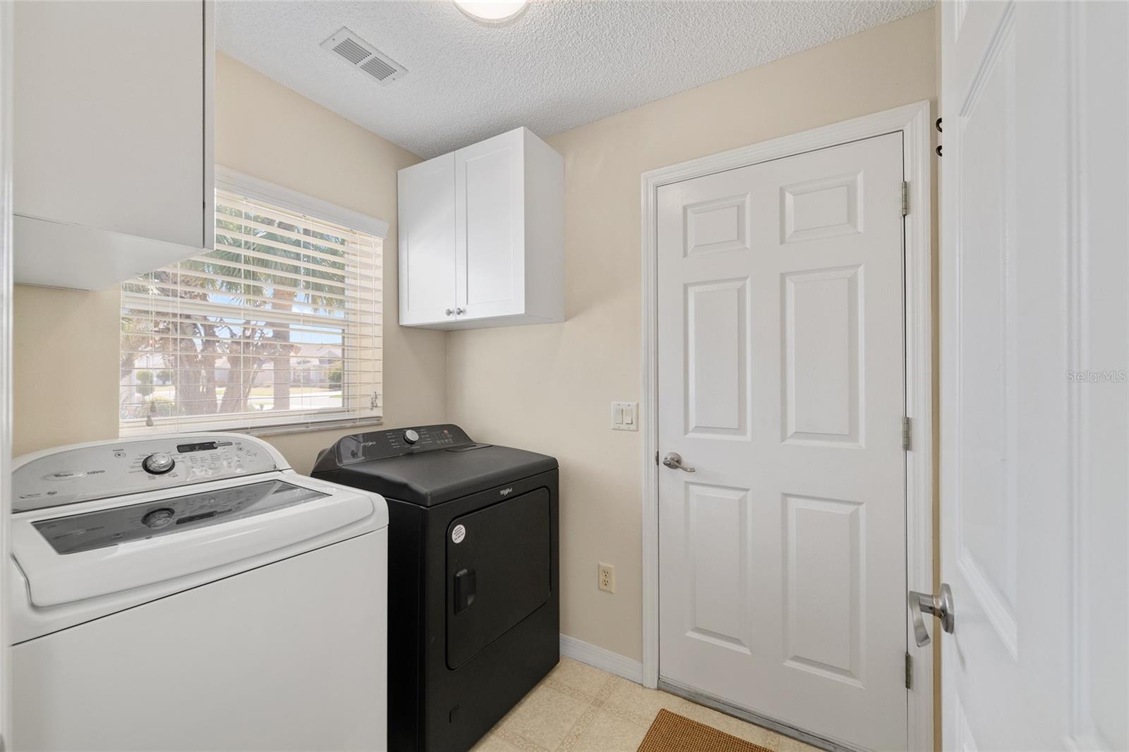 Image 30 of 34 For 3089 Burbank Lane