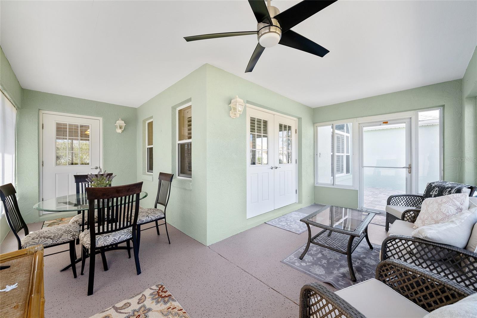 Image 33 of 34 For 3089 Burbank Lane