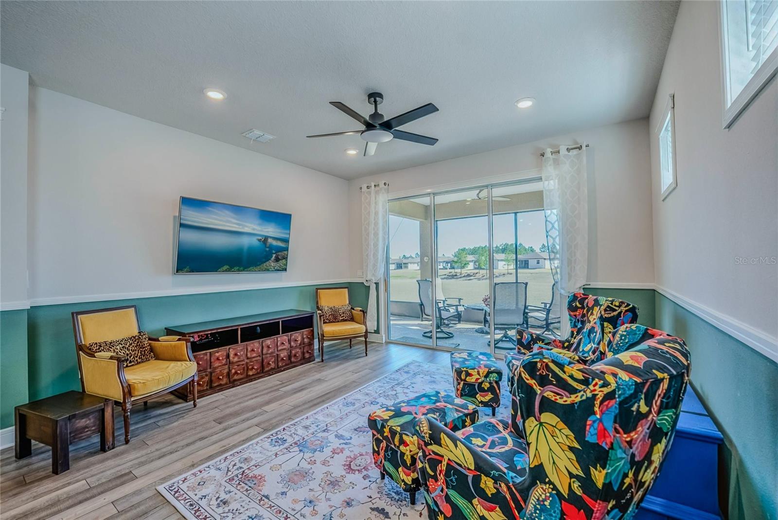 Image 15 of 42 For 6027 93rd Circle