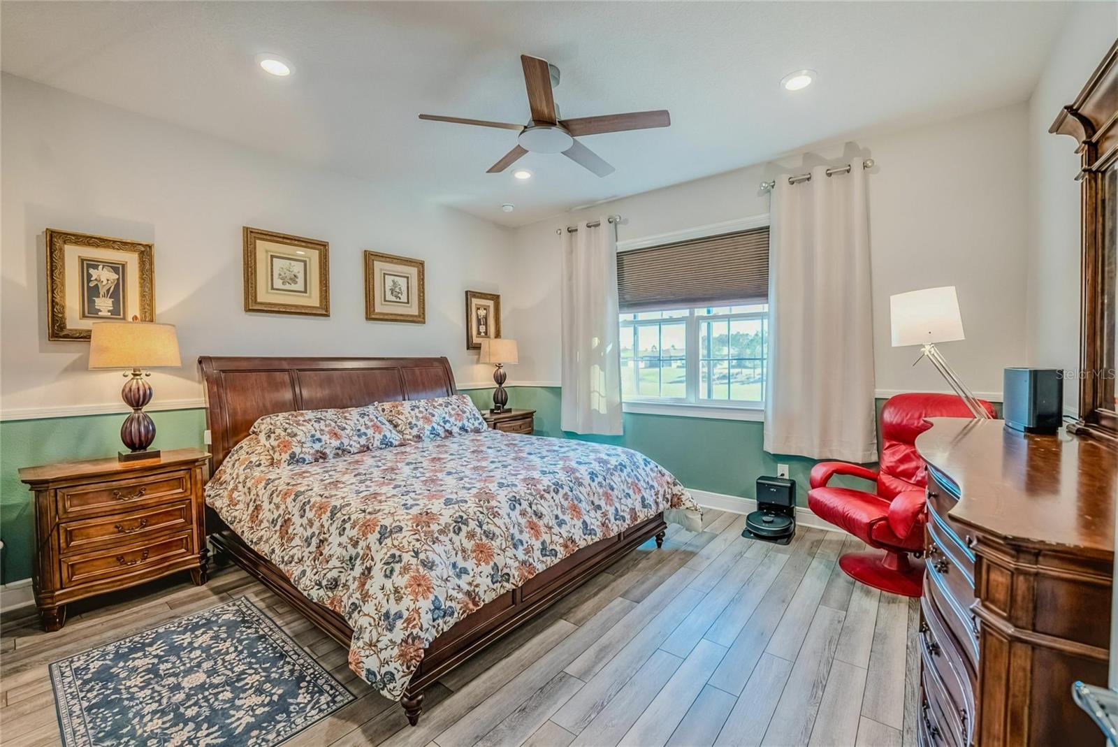 Image 22 of 42 For 6027 93rd Circle