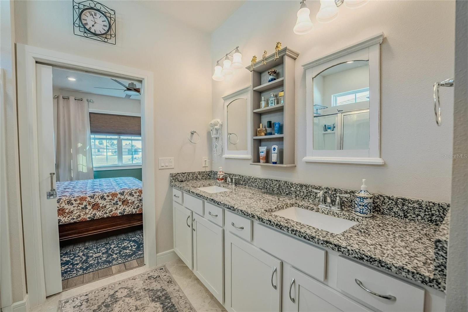 Image 25 of 42 For 6027 93rd Circle