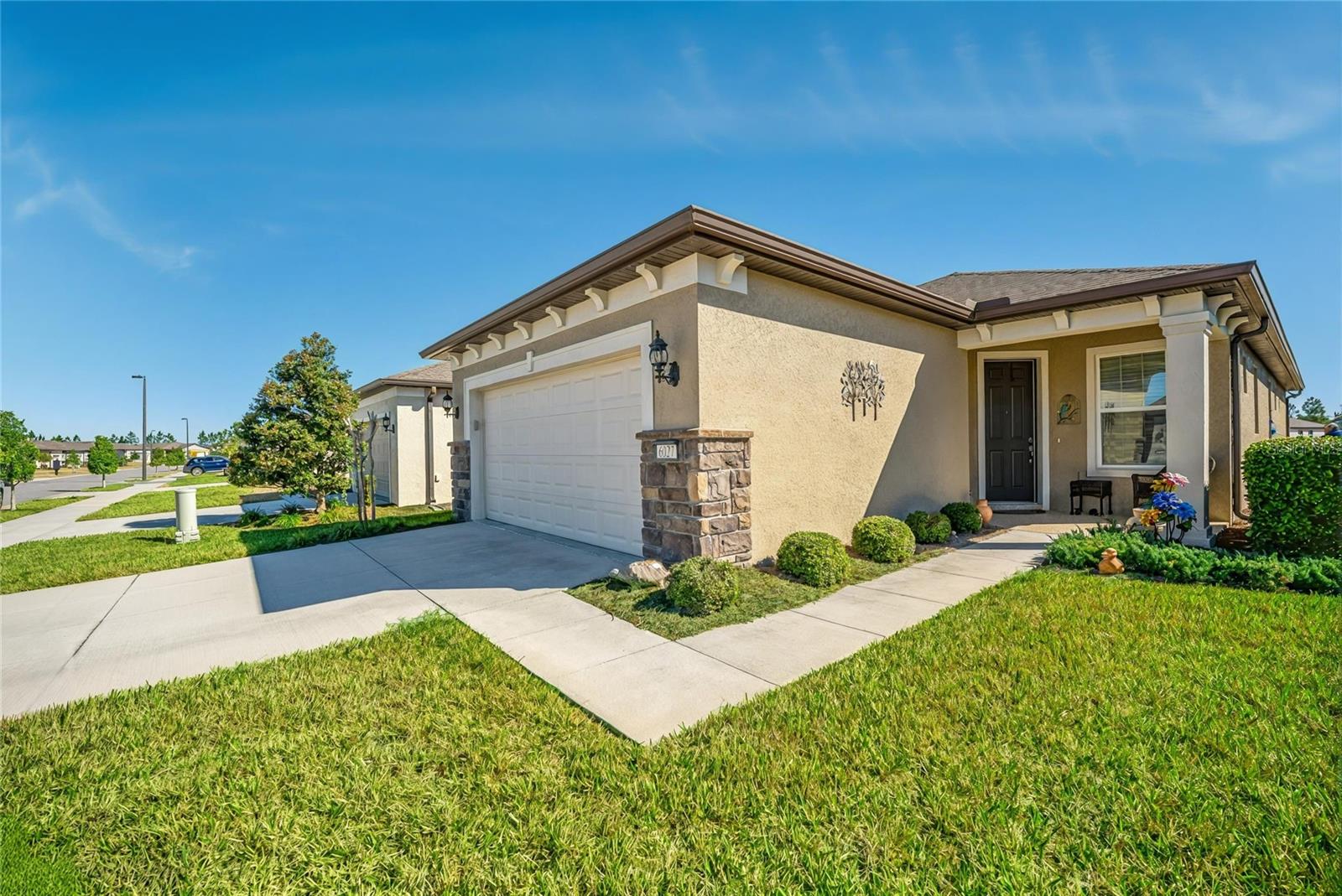 Image 3 of 42 For 6027 93rd Circle