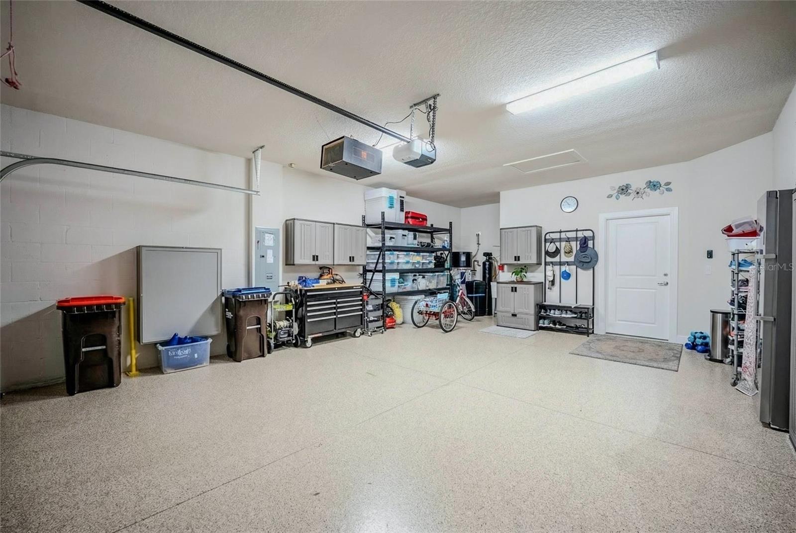 Image 32 of 42 For 6027 93rd Circle