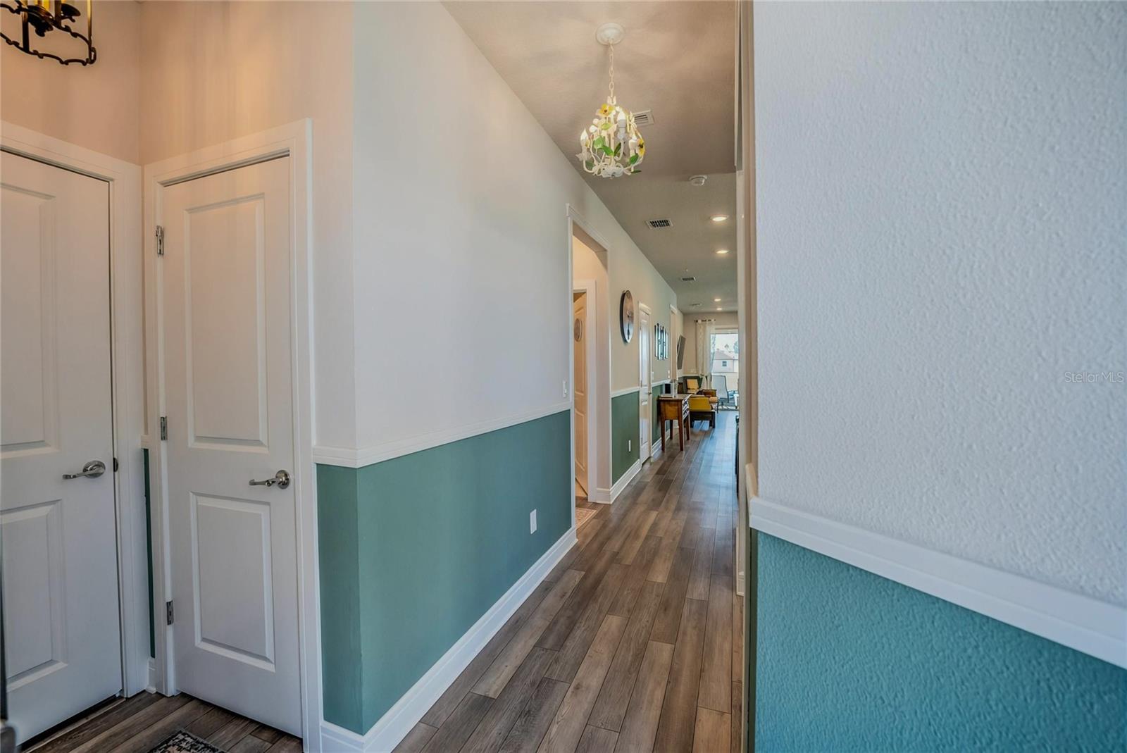 Image 5 of 42 For 6027 93rd Circle