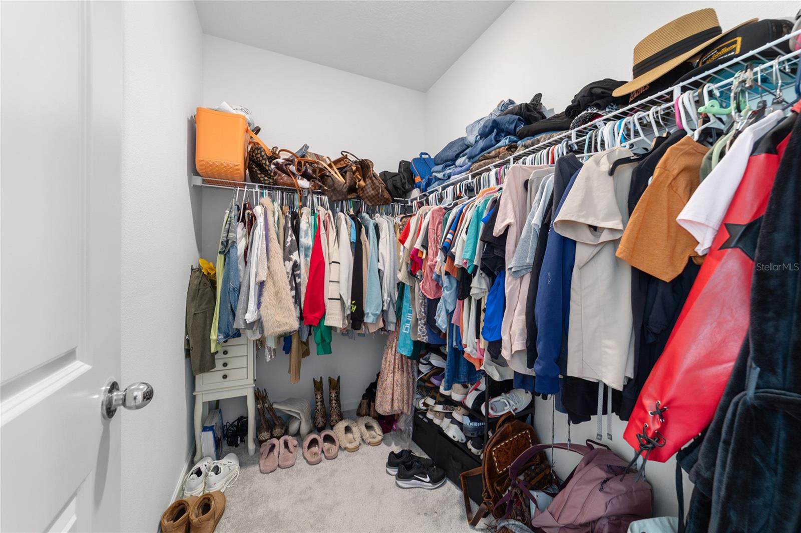 Image 37 of 77 For 4012 33rd Avenue