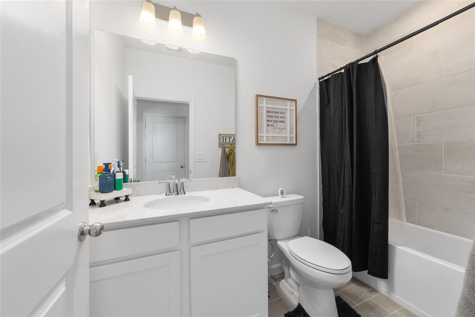 Image 47 of 77 For 4012 33rd Avenue