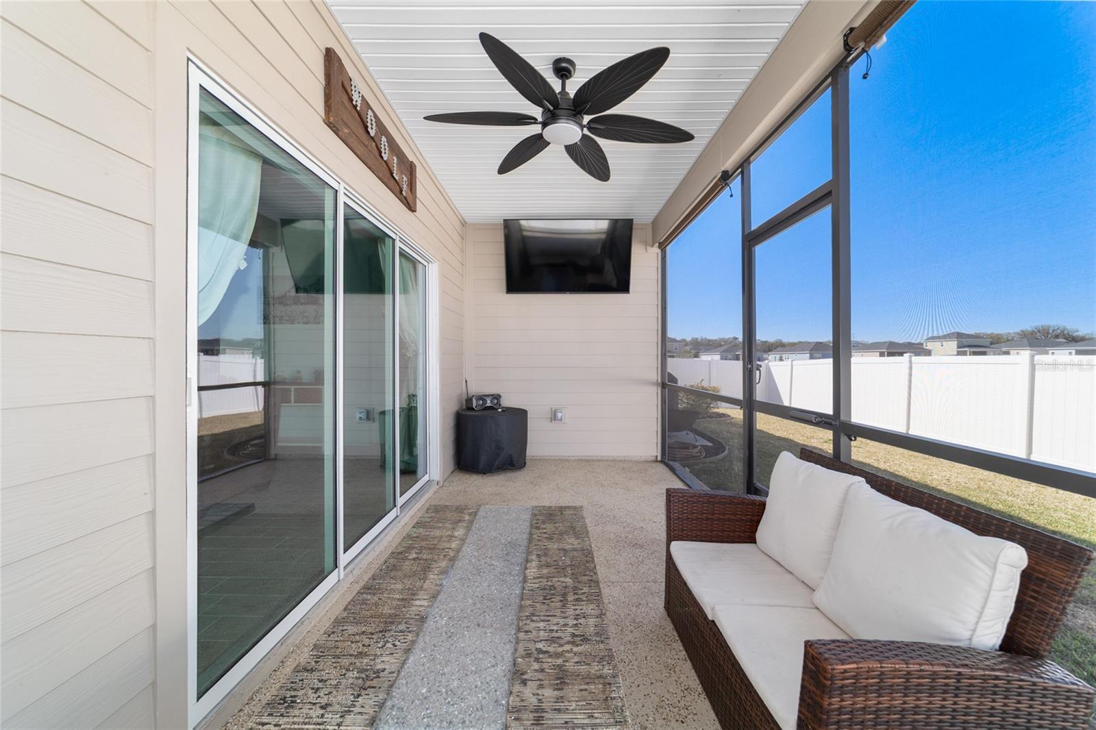 Image 53 of 77 For 4012 33rd Avenue