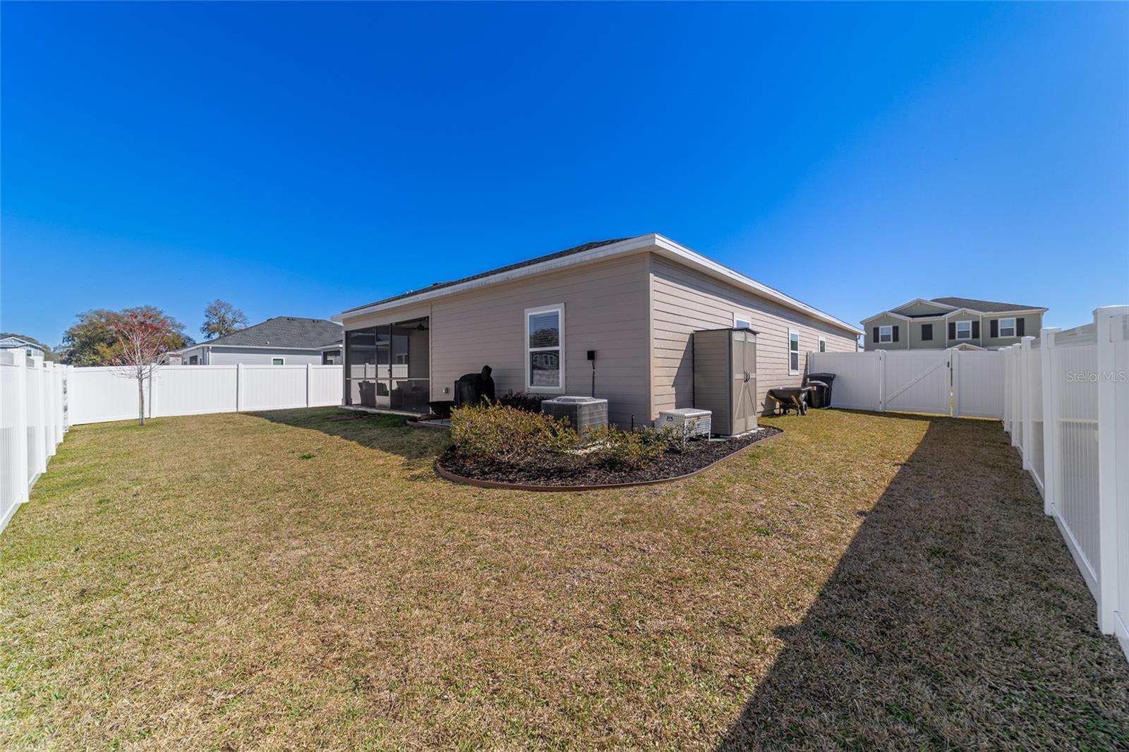 Image 59 of 77 For 4012 33rd Avenue