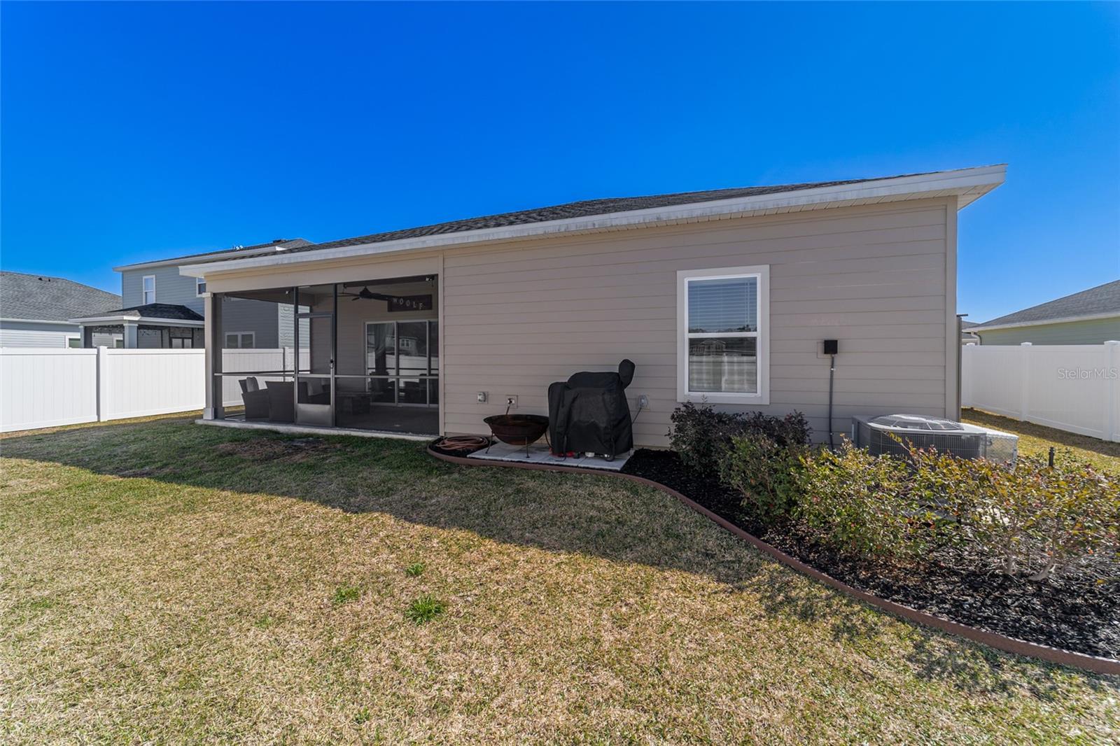 Image 62 of 77 For 4012 33rd Avenue