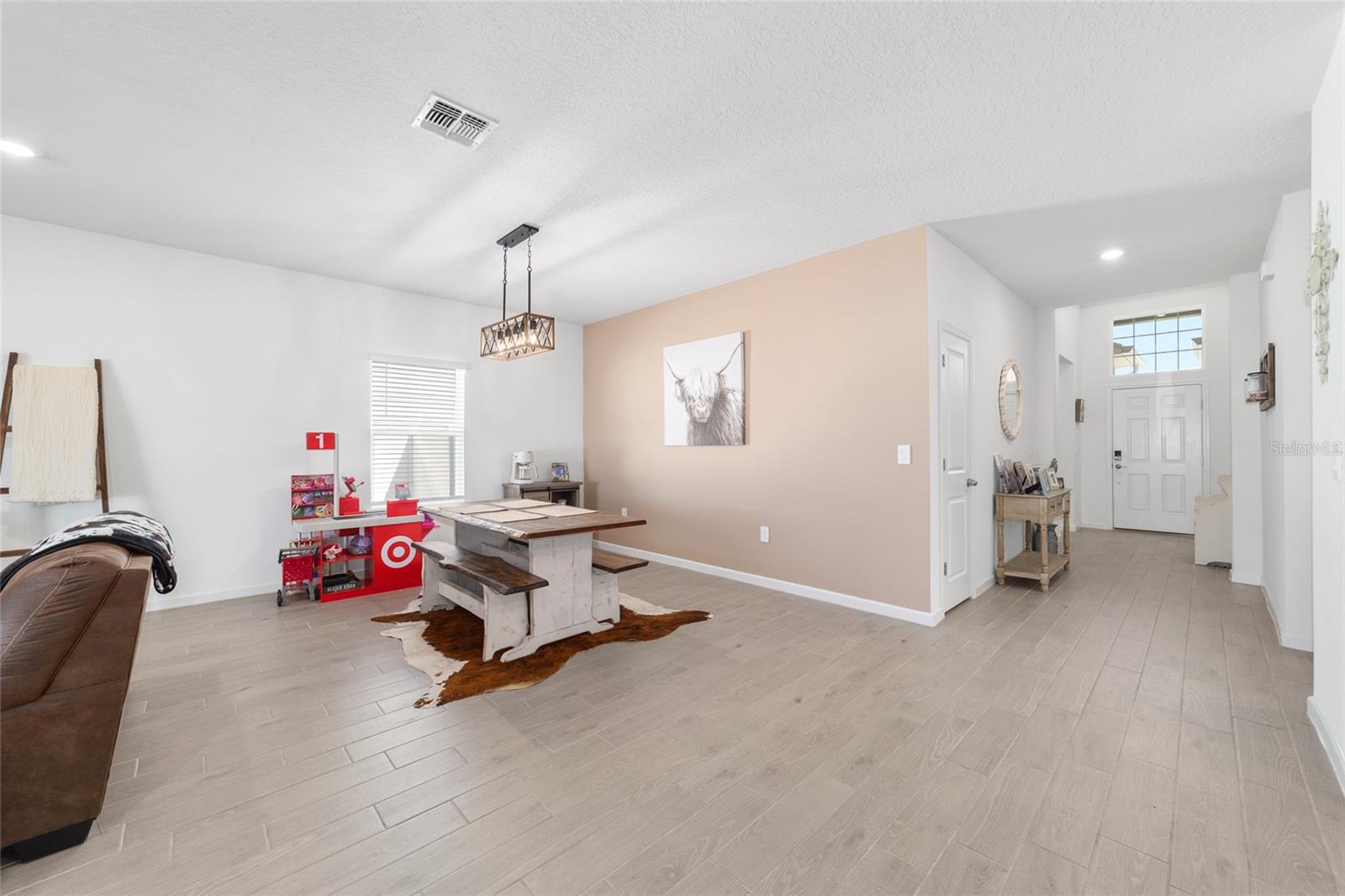 Image 9 of 77 For 4012 33rd Avenue