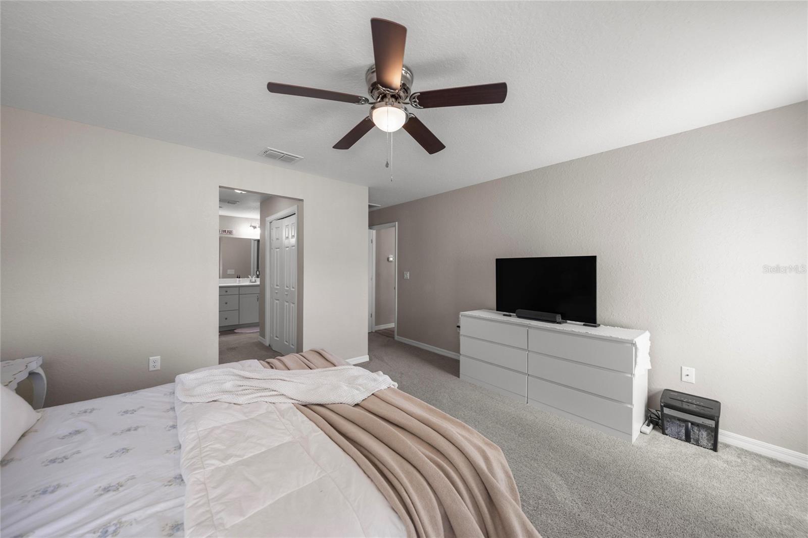 Image 12 of 28 For 17708 114th Lane