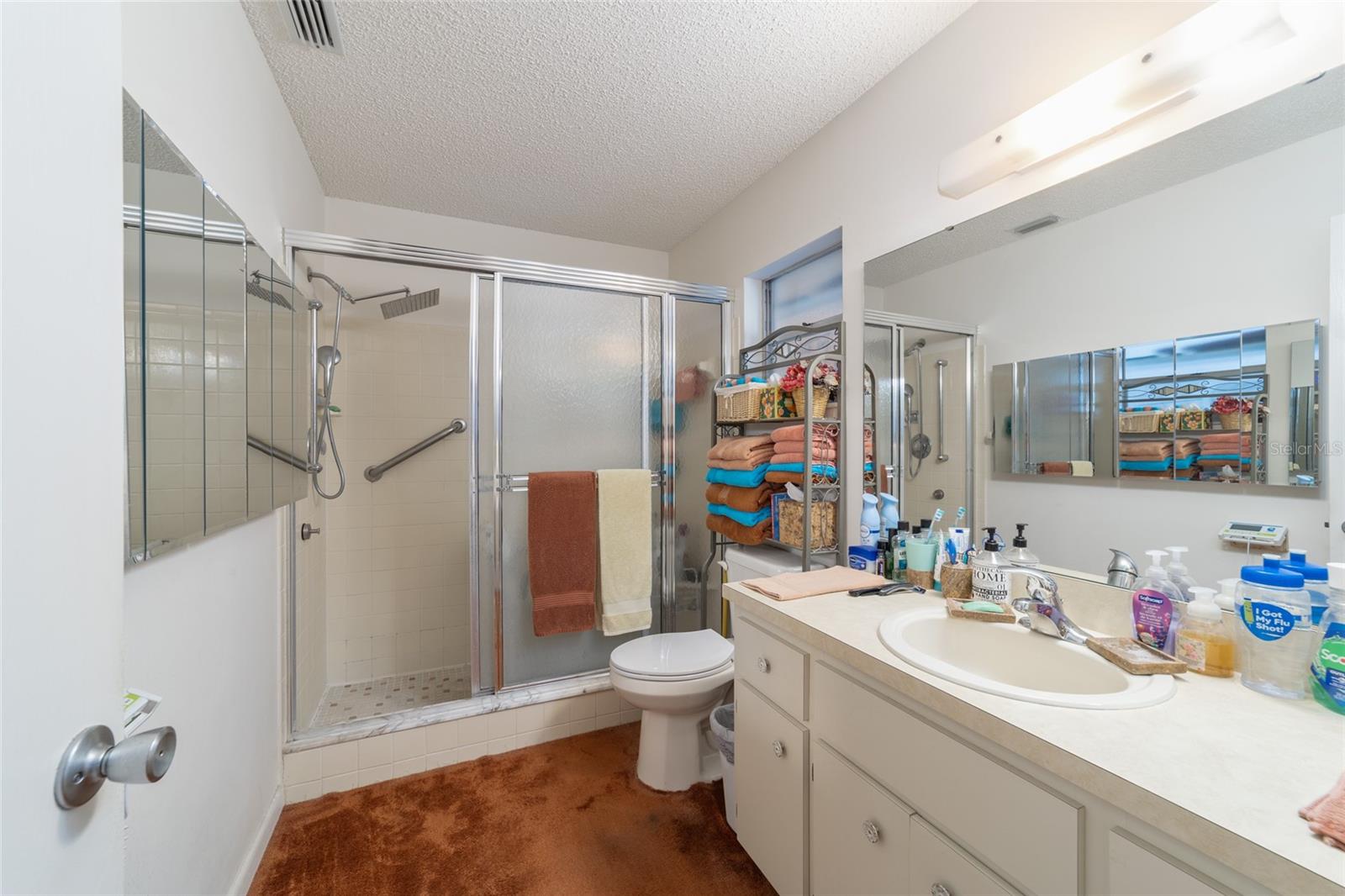 Image 12 of 16 For 9233 83rd Terrace D