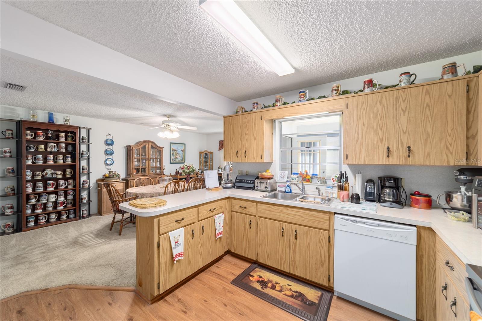 Image 4 of 16 For 9233 83rd Terrace D