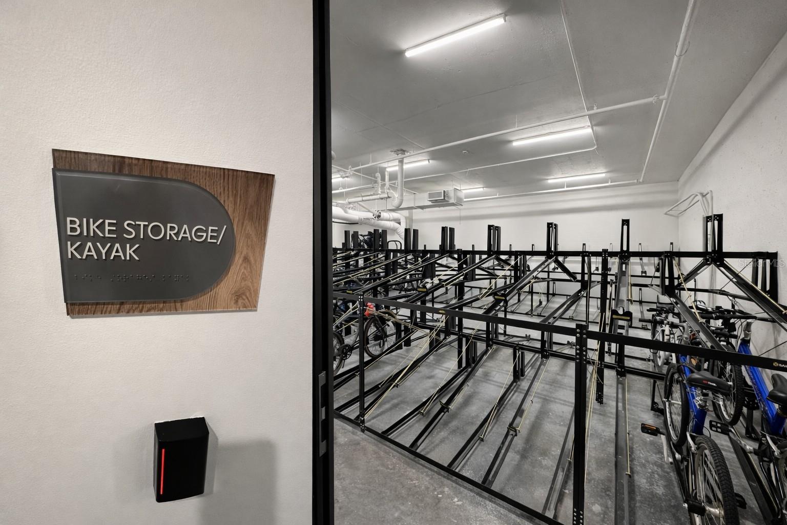 Image 37 of 40 For 400 Central Avenue 2603