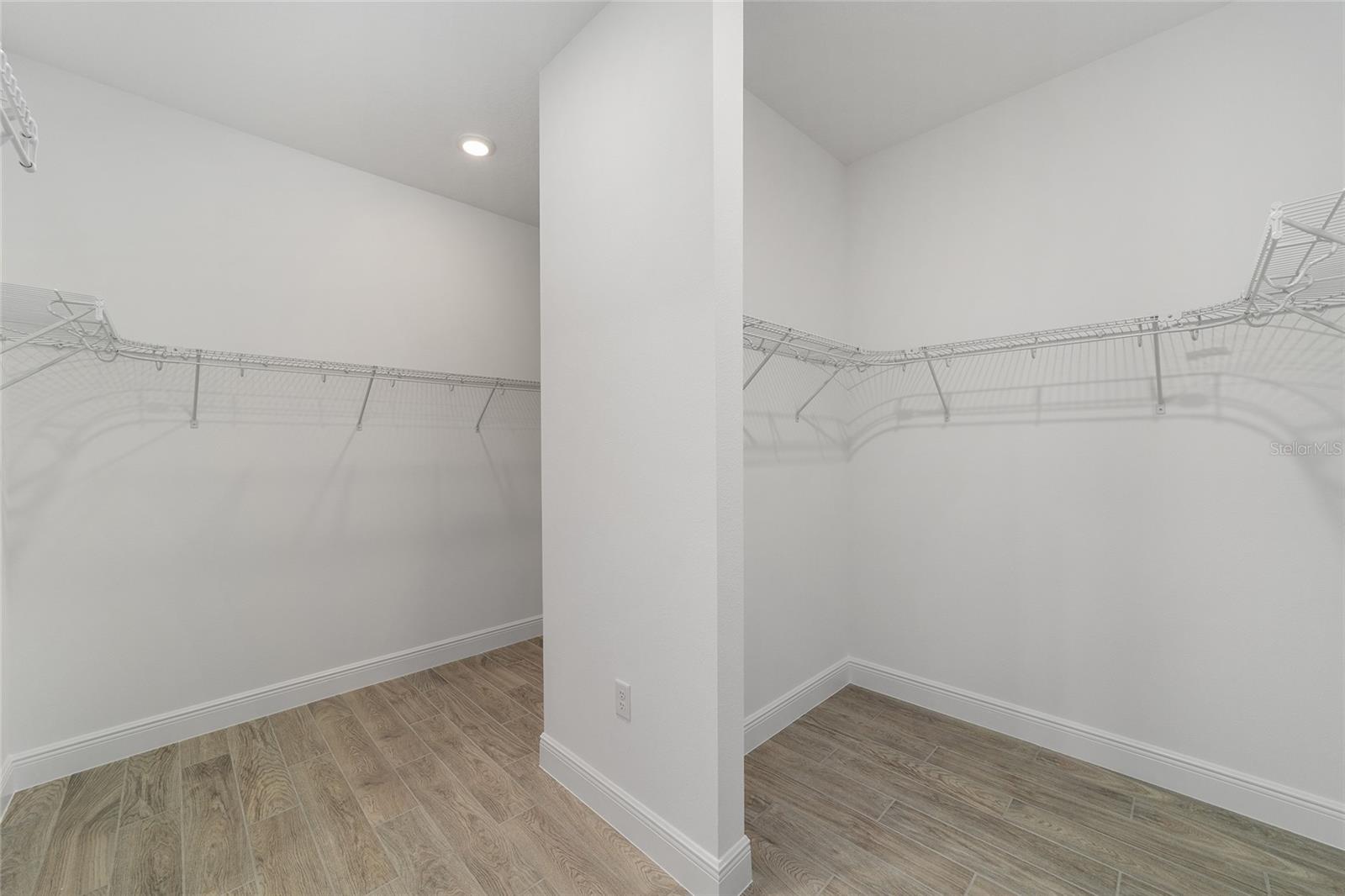 Image 29 of 42 For 8408 101st Avenue