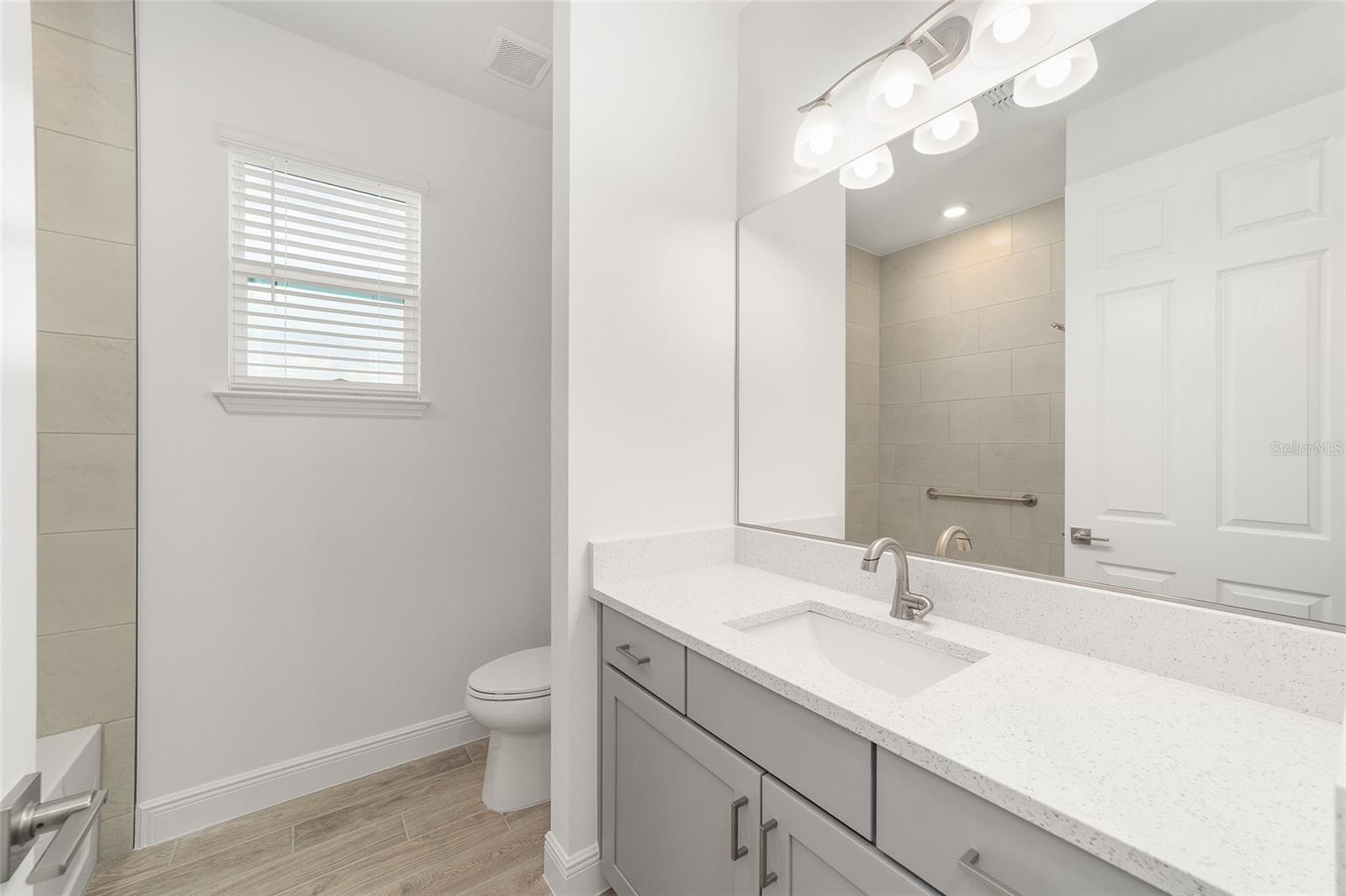 Image 32 of 42 For 8408 101st Avenue