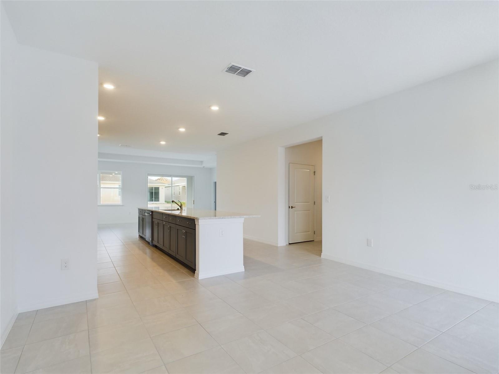 Image 11 of 40 For 7261 61st Place