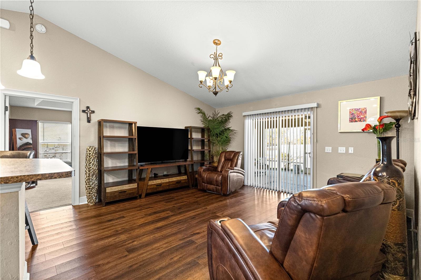 Image 19 of 44 For 2545 175th Loop