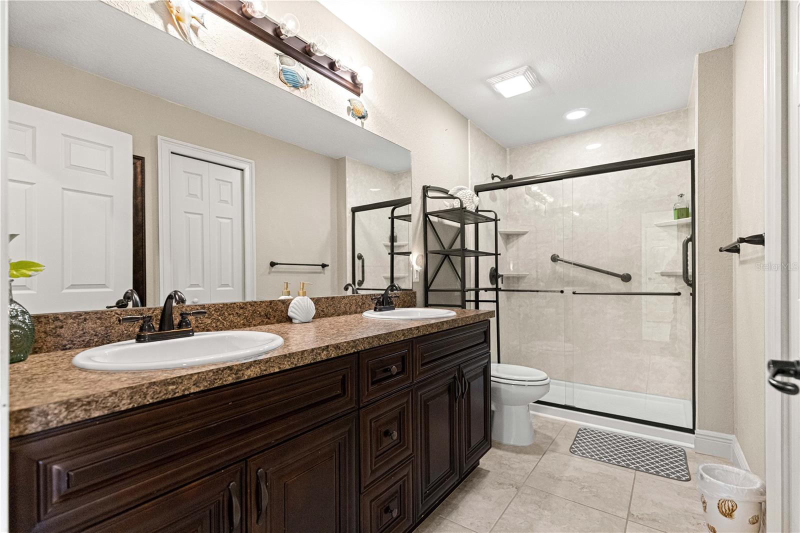 Image 22 of 44 For 2545 175th Loop