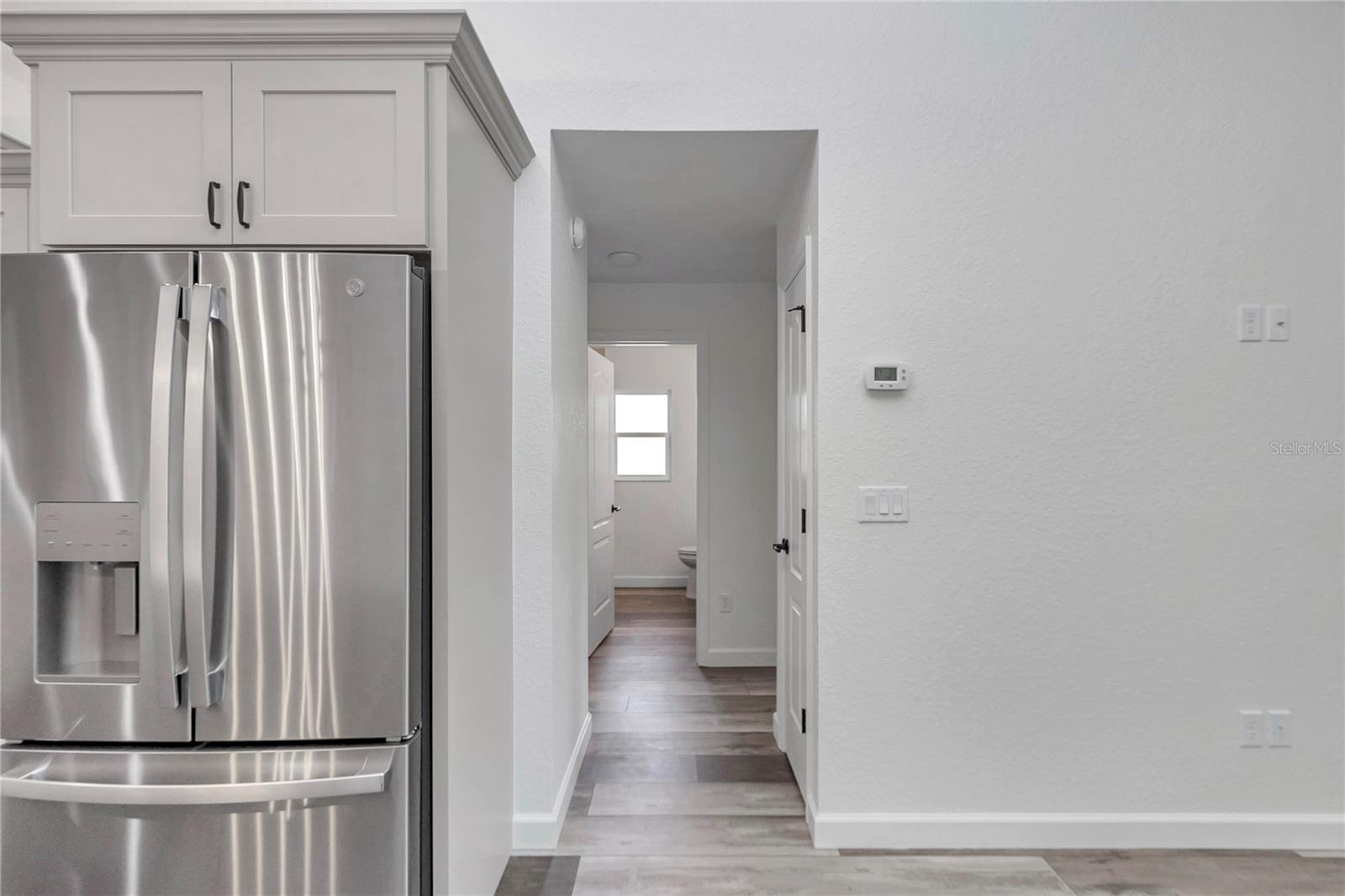 Listing photo id 20 for 18471 66 Loop