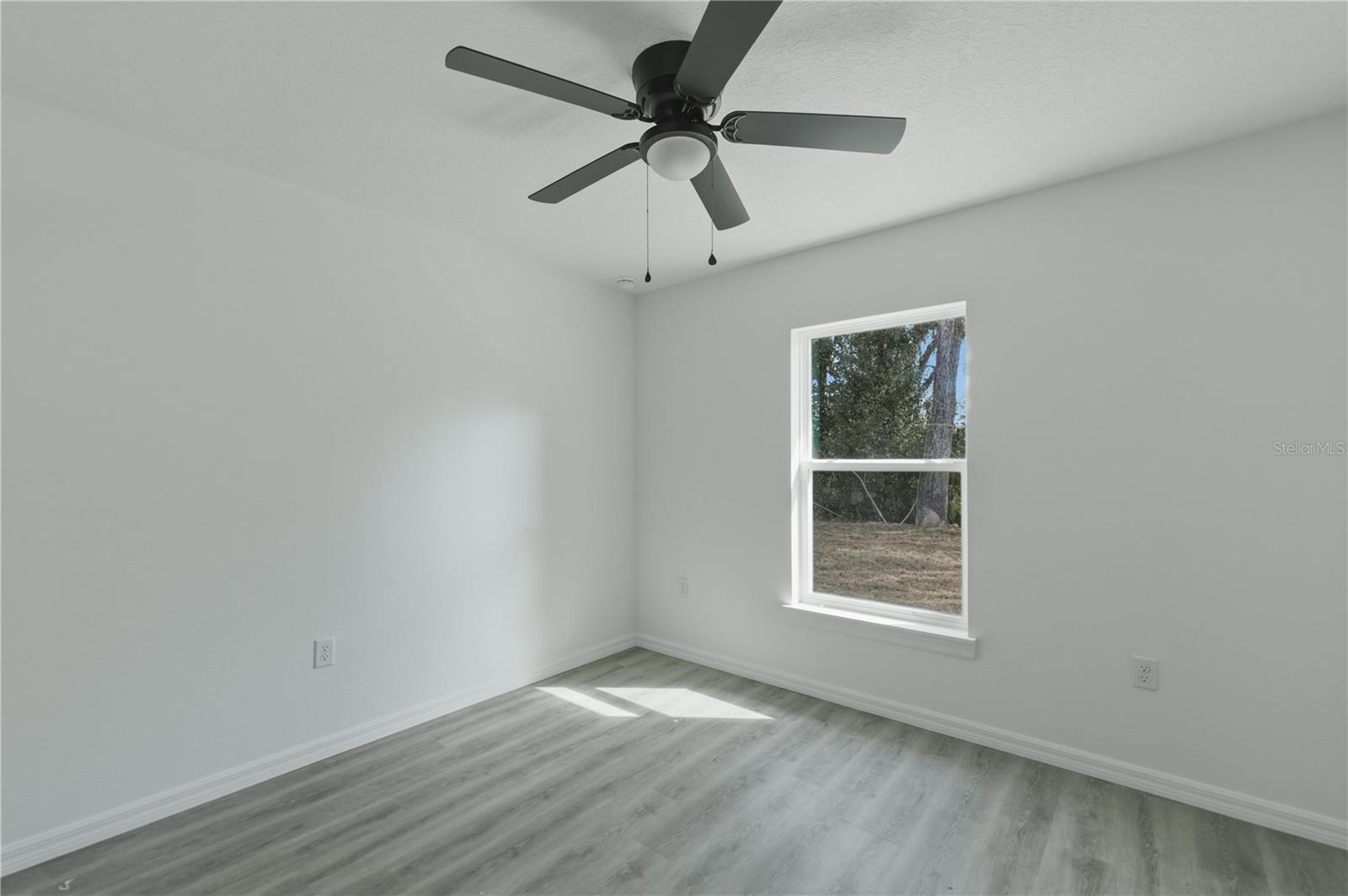 Image 15 of 24 For 15059 61st Court