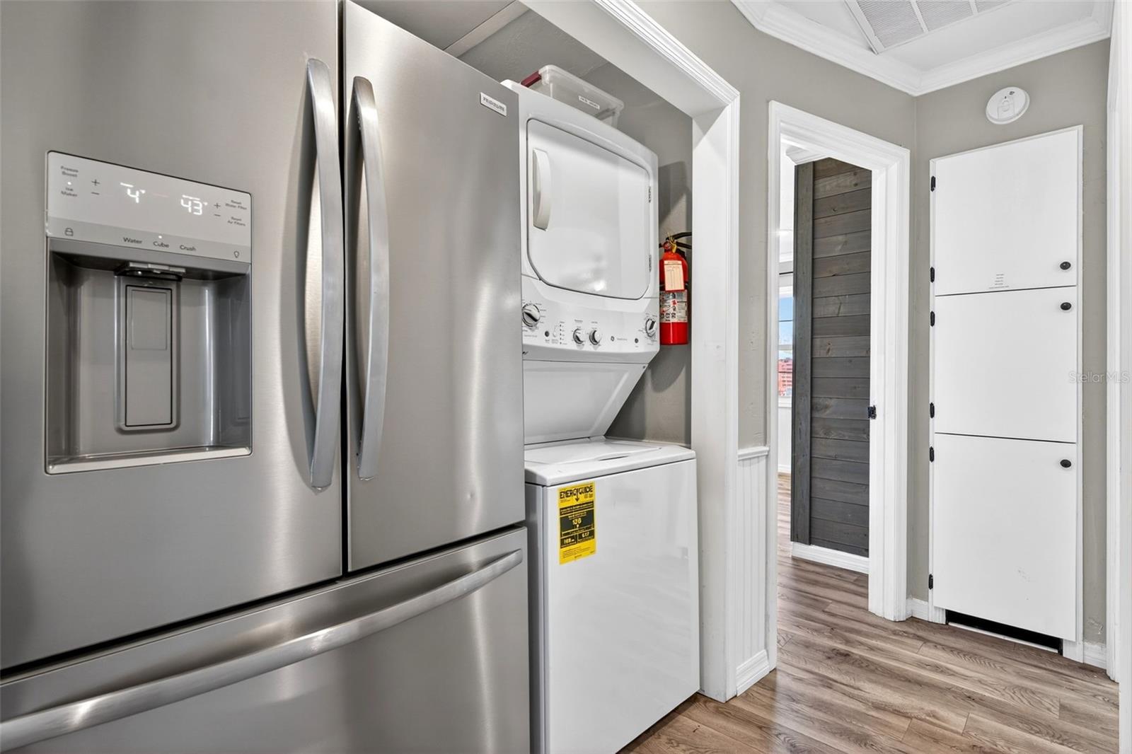 Image 16 of 38 For 110 Crystal Street