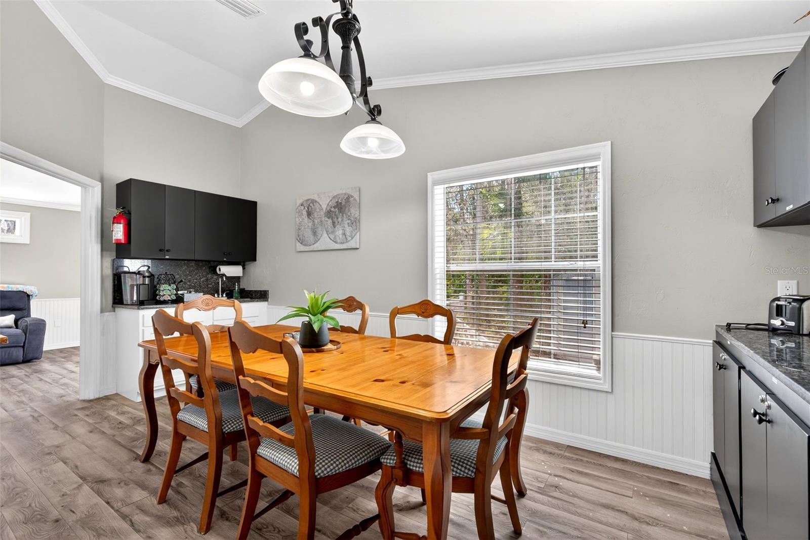 Image 18 of 38 For 110 Crystal Street