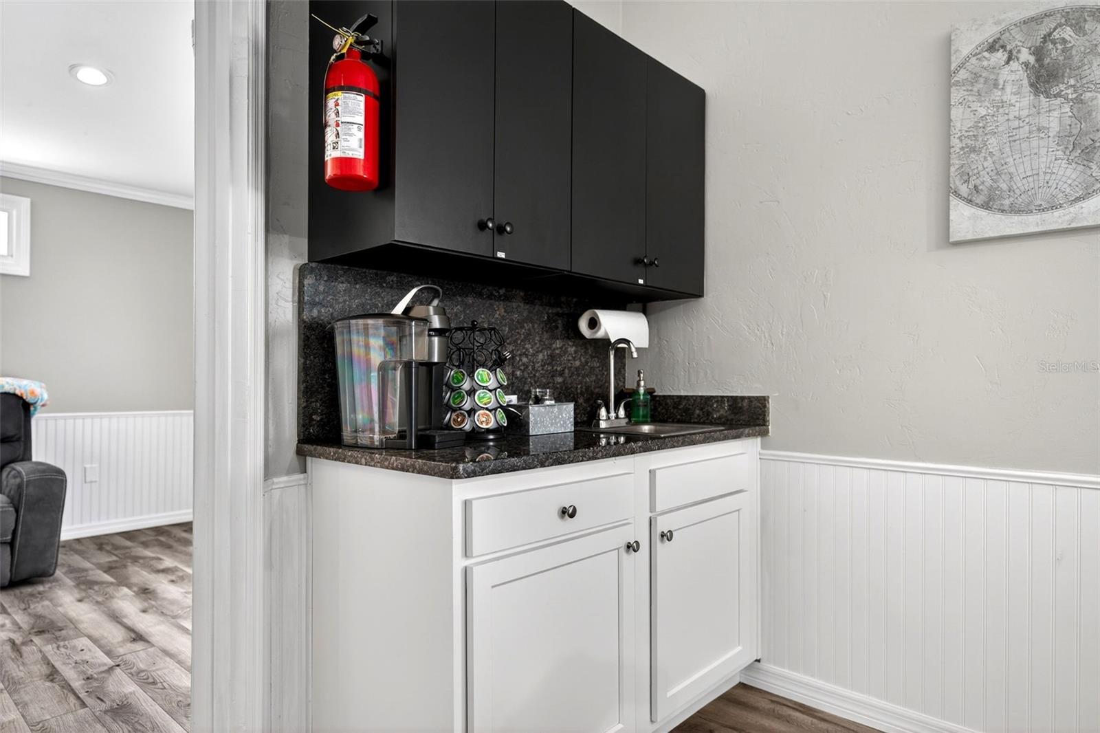 Image 20 of 38 For 110 Crystal Street