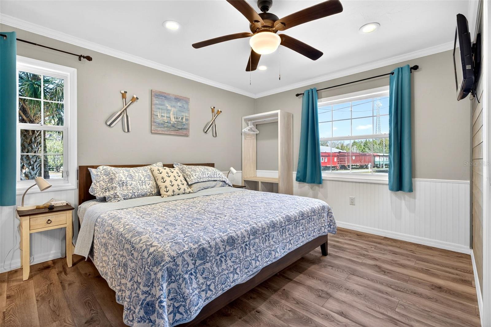 Image 21 of 38 For 110 Crystal Street