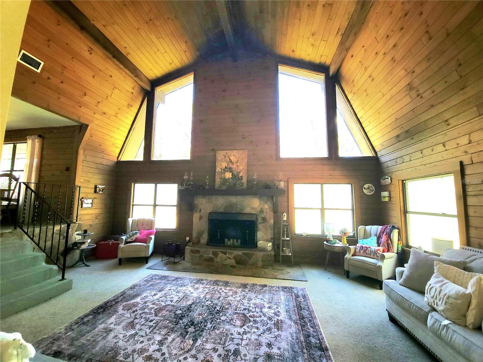 Image 7 of 39 For 1600 42nd Street