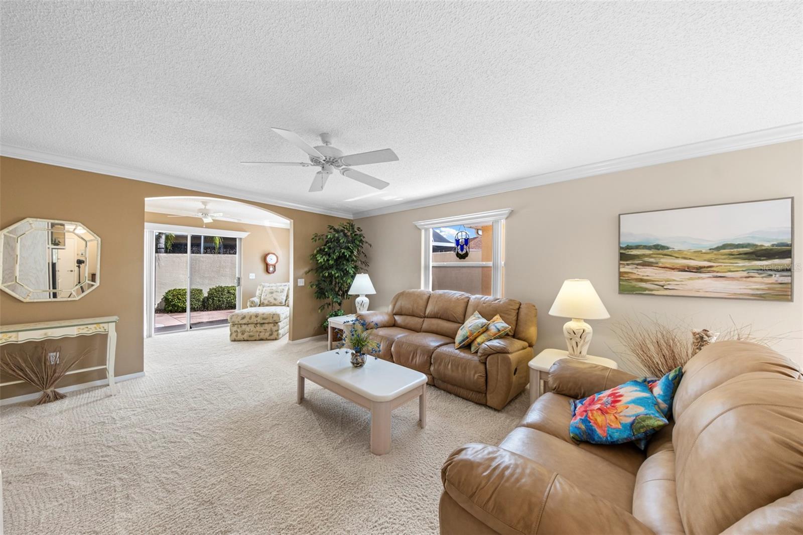 Image 11 of 35 For 1137 Santa Cruz Drive