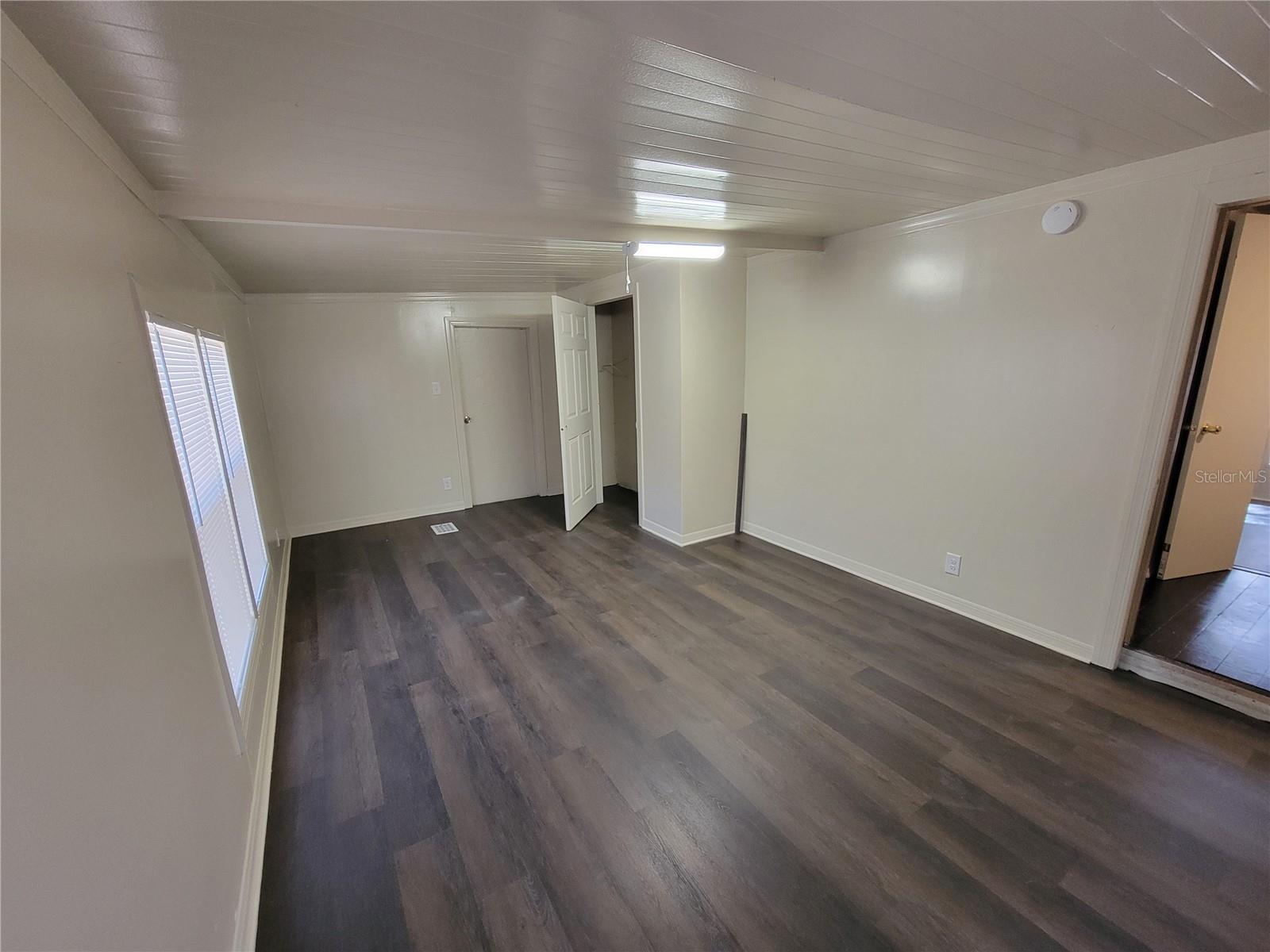 Image 5 of 9 For 16625 2nd Street Road