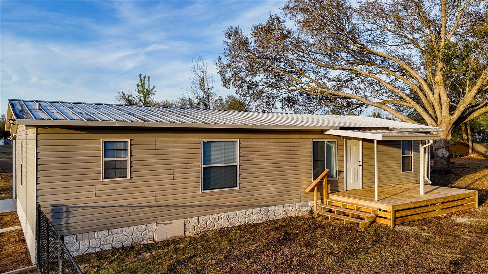 Image 13 of 63 For 105 66th Court