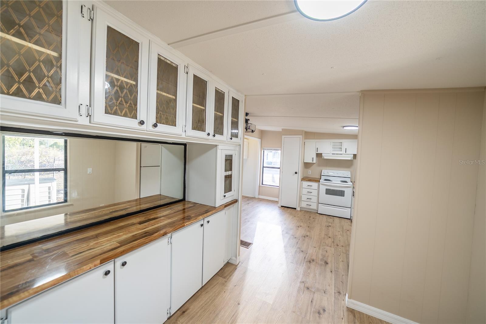 Image 27 of 63 For 105 66th Court