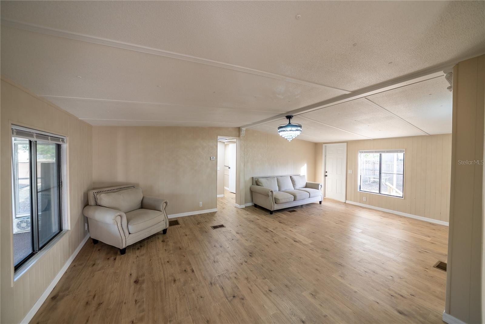 Image 33 of 63 For 105 66th Court