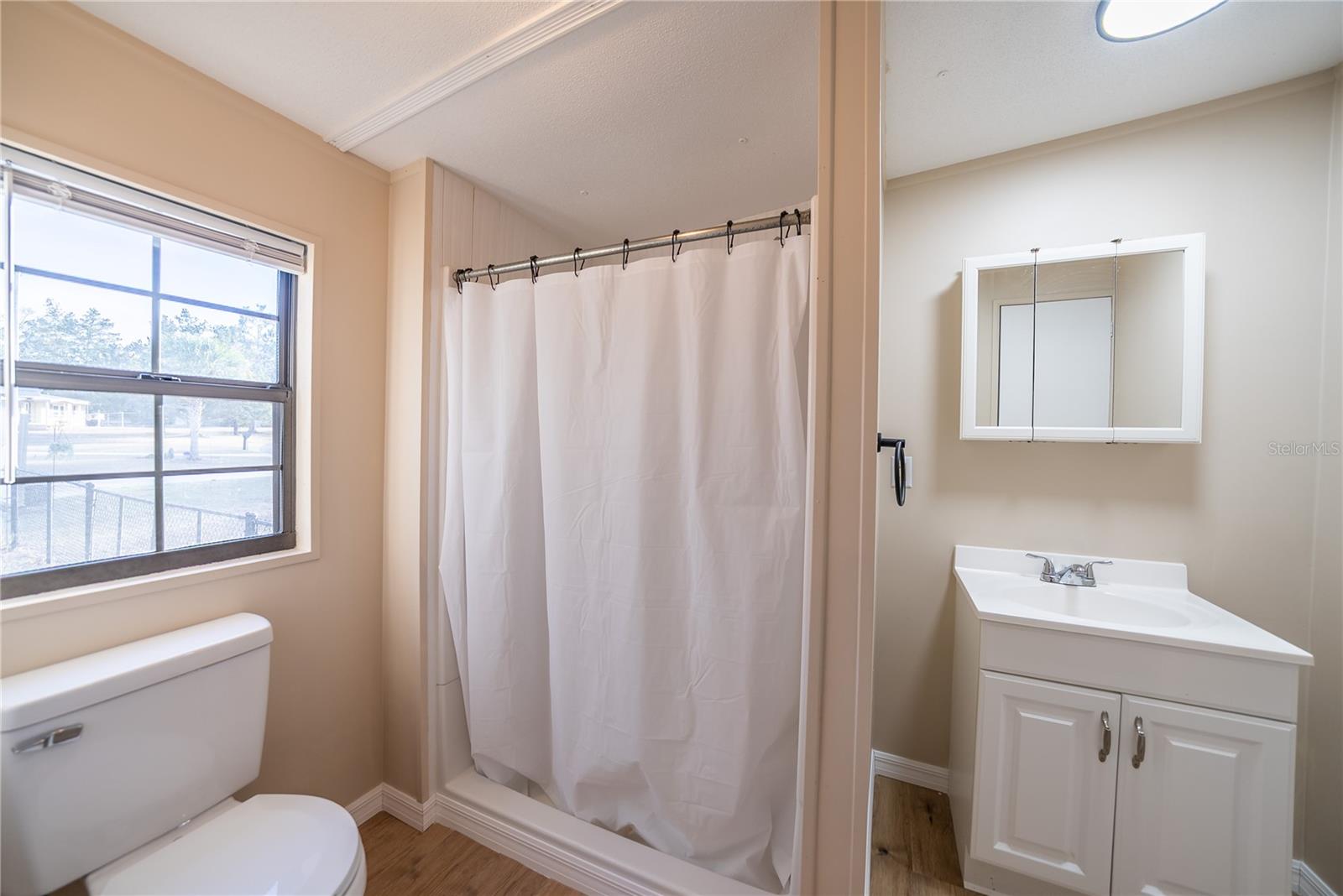 Image 40 of 63 For 105 66th Court