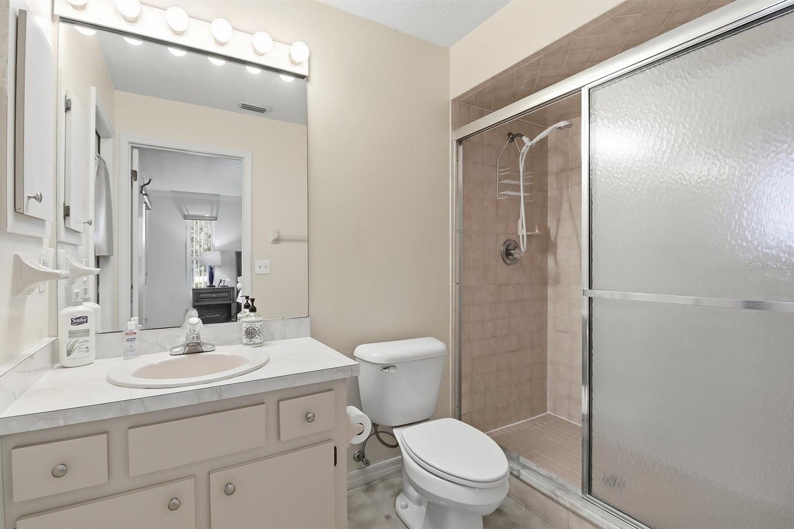 Image 28 of 45 For 1737 Olympia Street