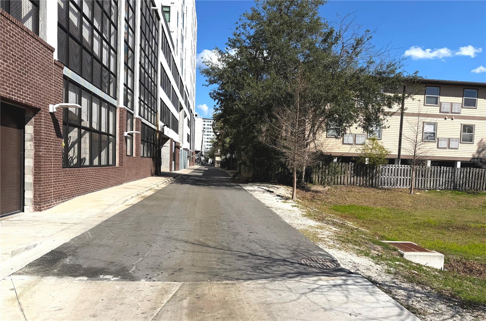 Image 12 of 15 For 1220 1st Avenue 303