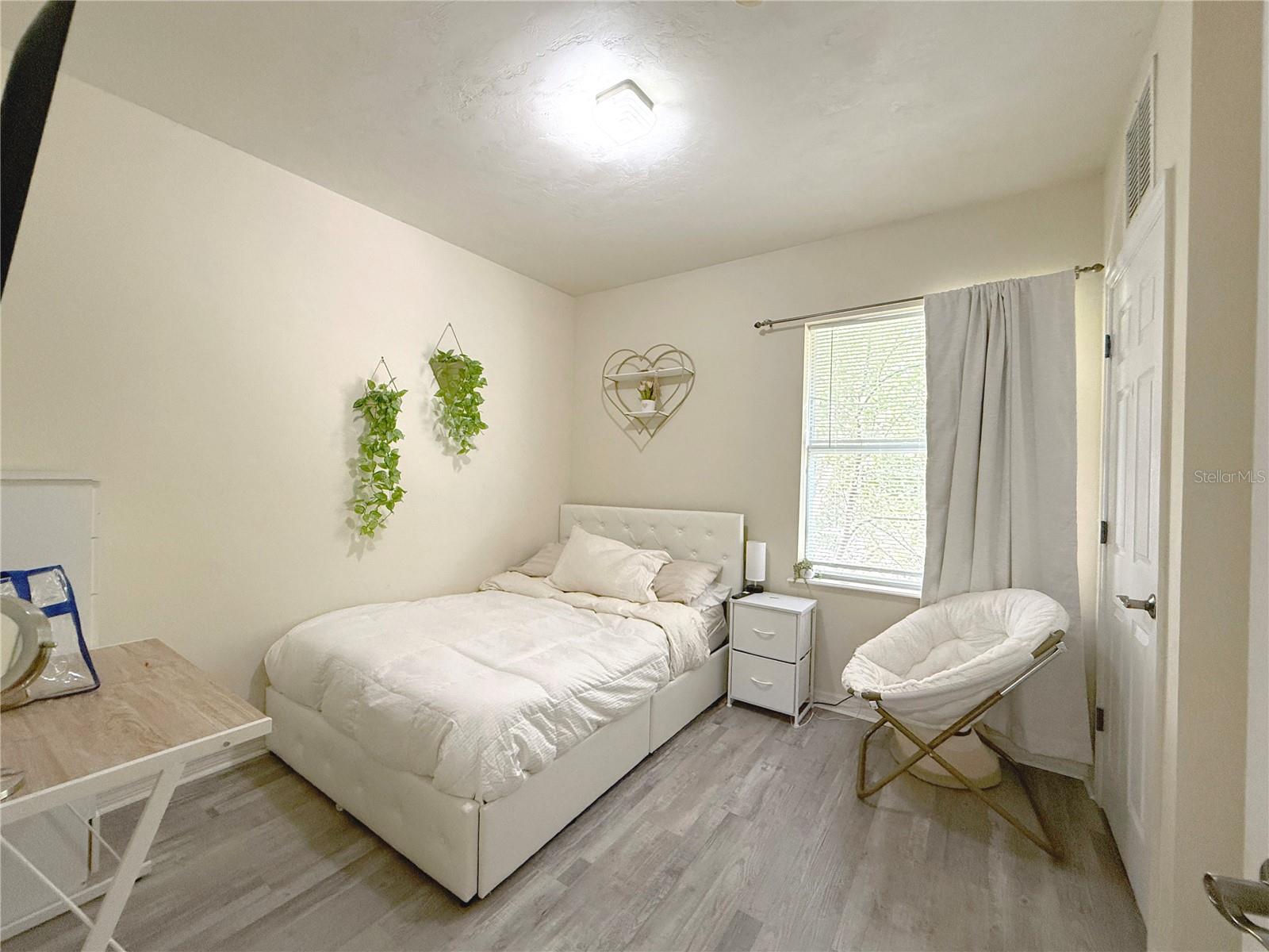 Image 7 of 15 For 1220 1st Avenue 303