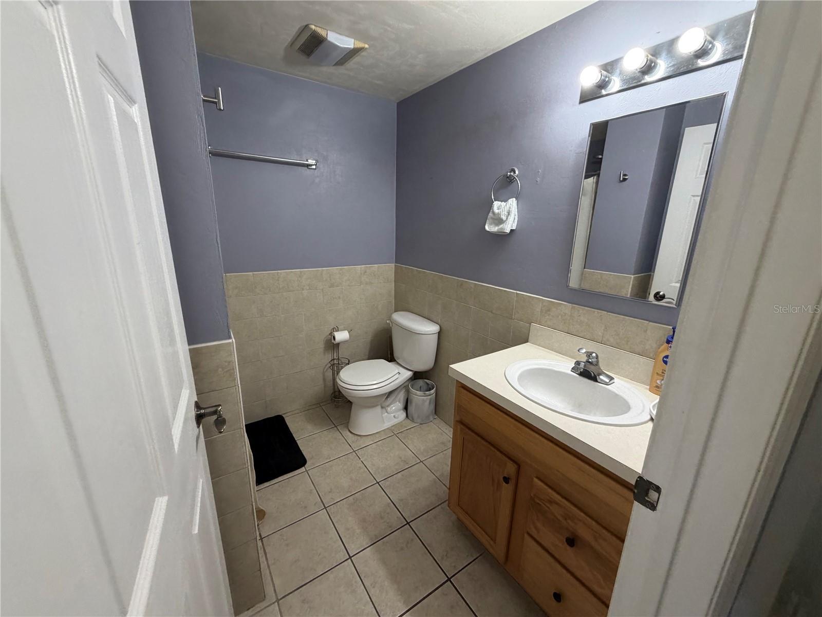 Image 8 of 15 For 1220 1st Avenue 303