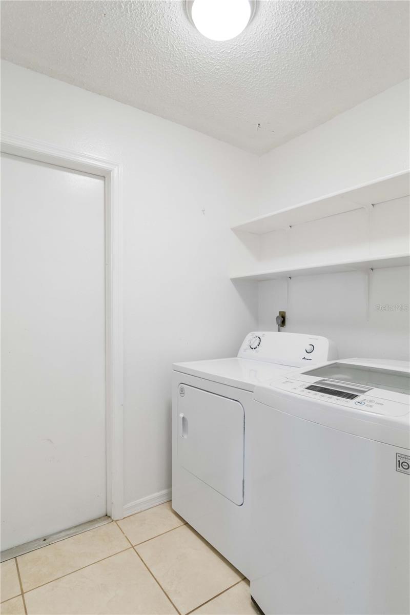 Image 15 of 50 For 22285 Walton Avenue