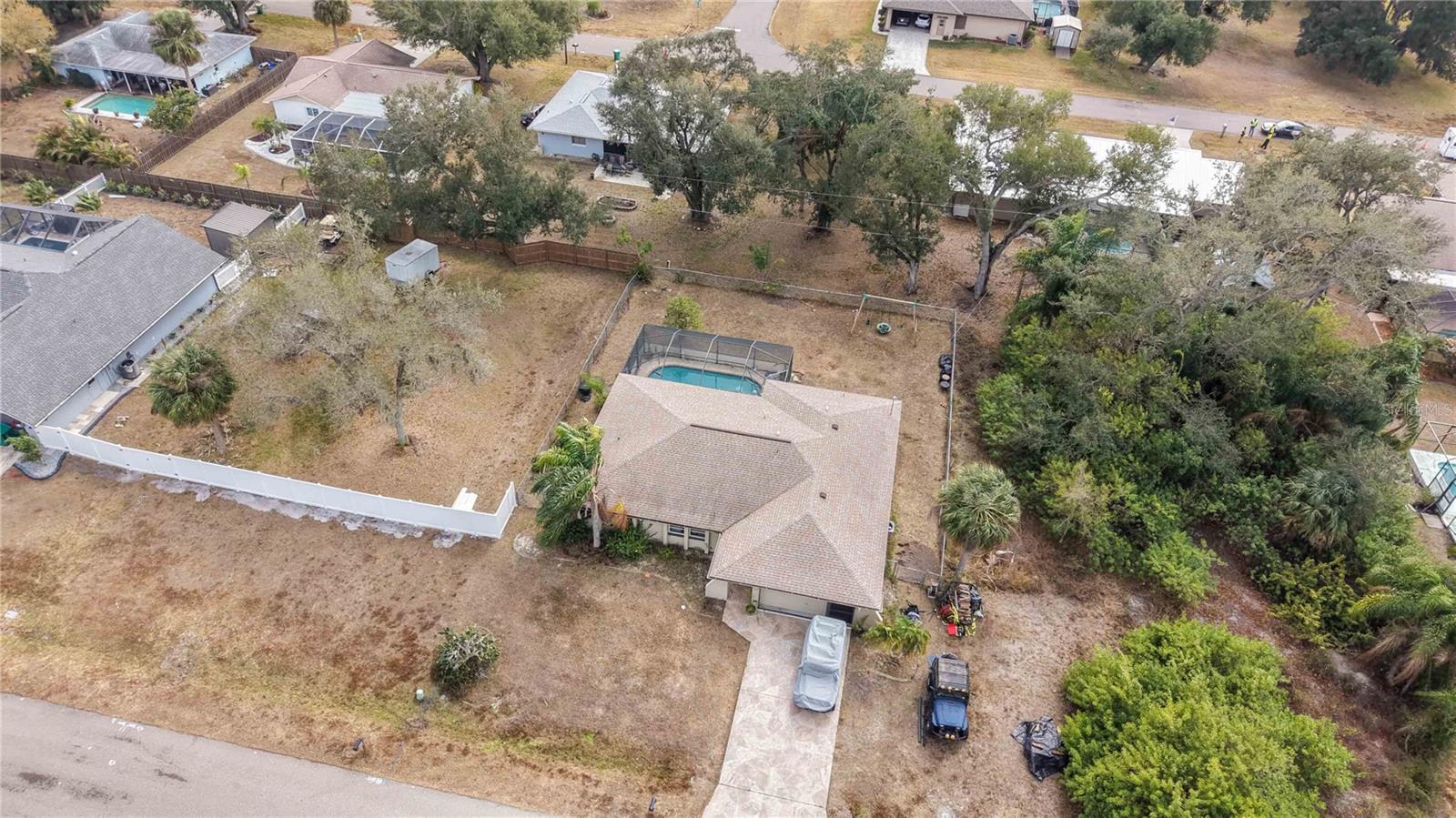 Image 49 of 50 For 22285 Walton Avenue