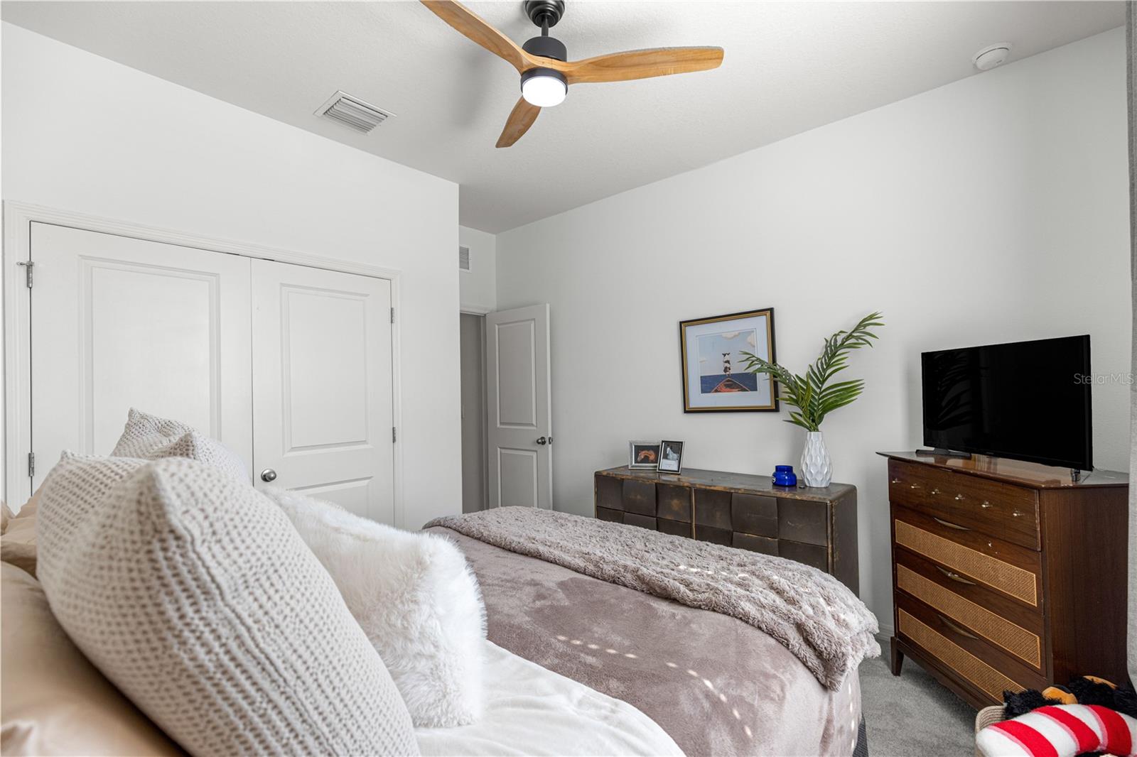 Image 33 of 59 For 5377 46th Lane Road