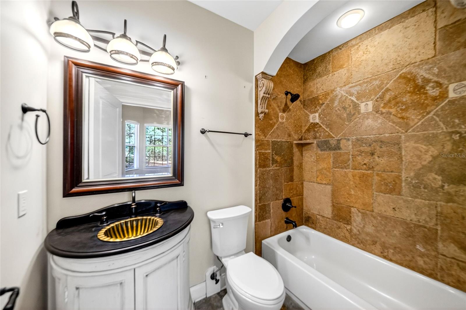 Image 25 of 66 For 19056 72nd Avenue